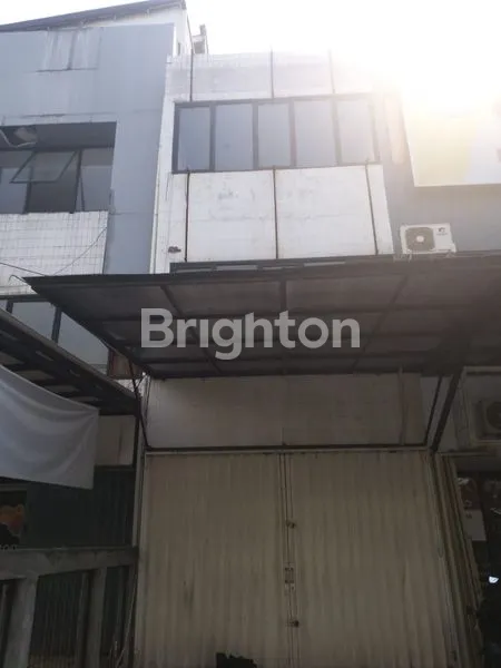 image DISEWA RUKO 3 LANTAI LOKASI BAGUS (1)