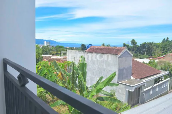 image RUMAH VIEW LAUT 8 MENIT KE PUSAT KOTA (8)