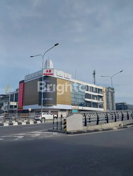 image RUKO 2 PINTU GANDENG PREMIUM DI JL. SUDIRMAN PEKANBARU (1)