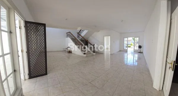 image DIJUAL RUMAH SIAP HUNI DI KOTA WISATA CIBUBUR (2)