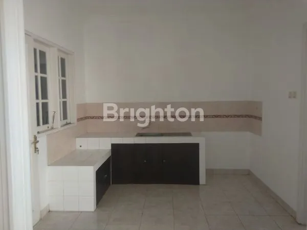 image DIJUAL RUMAH SIAP HUNI DI KOTA WISATA CIBUBUR (5)