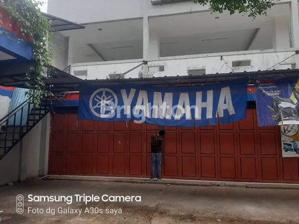 RUKO GANDENG + LANTAI 2 YANG SANGAT LUAS DI SIMPANG JALAN & SANGAT STRATEGIS DI JALAN RAYA CIKEAS CIMAHPAR SUKARAJA BOGOR