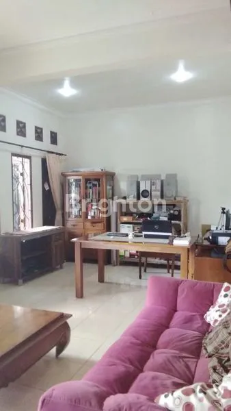 image RUMAH 3 LANTAI FULL FURNISH JLN SADING MENGWI (5)