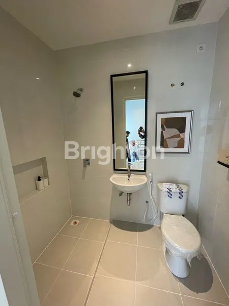 image RUMAH MEWAH TENGAH KOTA SURABAYA HARGA 900JTAN (6)