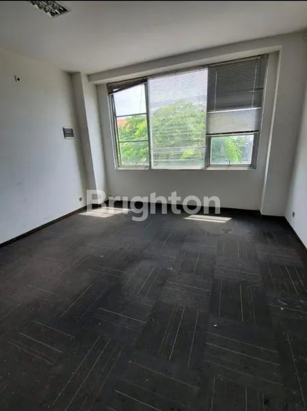 image RUKO DARMO SQUARE 3 LANTAI SURABAYA PUSAT (5)