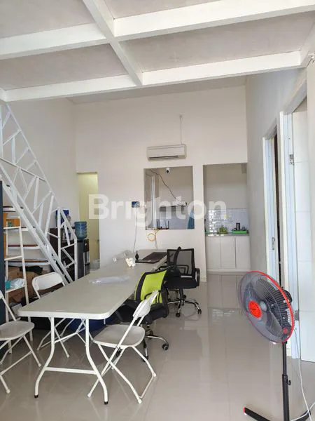 image RUMAH LOKASI TIDAK JAUH DARI JALAN RAYA GELAM CANDI (2)