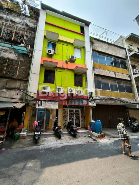 image RUKO 4 LANTAI DI KAWASAN JALAN MANGGA BESAR RAYA TAMAN SARI JAKARTA BARAT SUDAH ADA USAHA KOS KOSAN  (1)