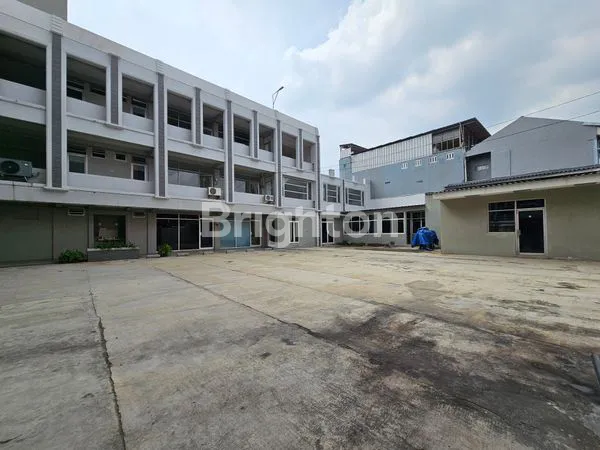 image DIJUAL GEDUNG SIAP PAKAI DI PUSAT JAKARTA (1)