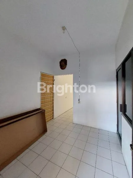 image RUMAH KANTOR 2LT AREA TENGGILIS SELANGKAH JEMURSARI PRAPEN (3)