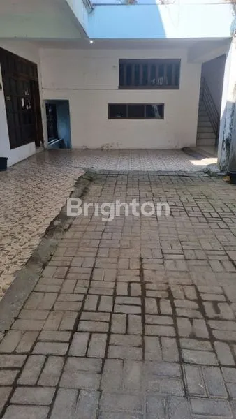 image RUKO LUAS TENGAH KOTA KEDIRI SHOWROOM (5)