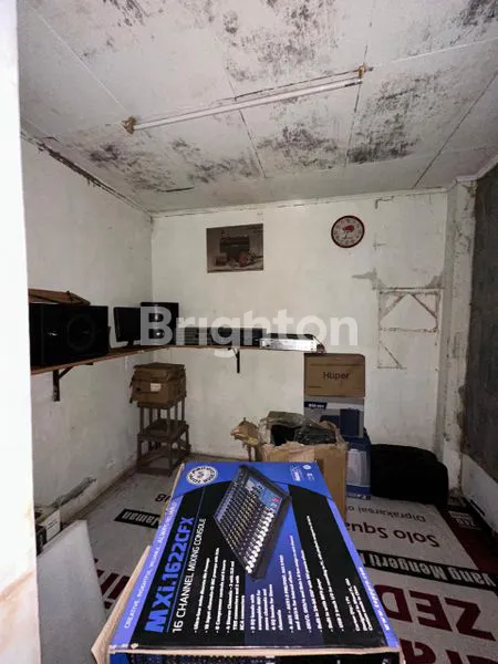 image RUKO AREA RAMAI SOLO DI GATOT SUBROTO SINGOSAREN SERENGAN (8)