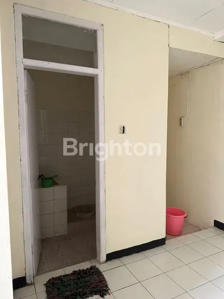 image RUMAH DI GEDANGAN SOLO BARU (7)