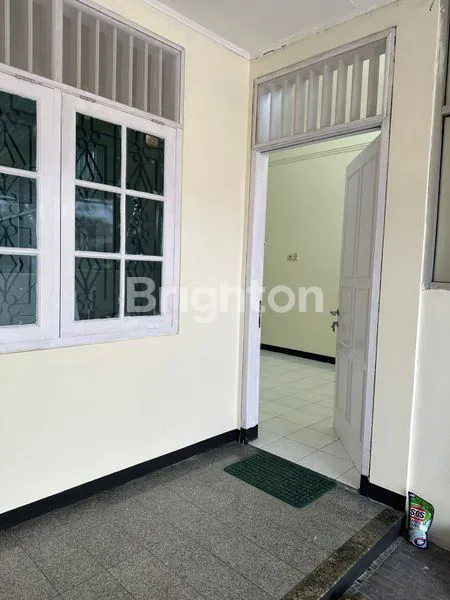 image RUMAH DI GEDANGAN SOLO BARU (4)