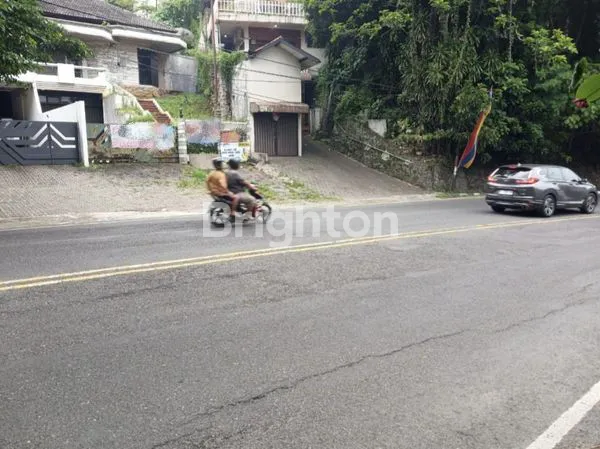 image S PARMAN RUMAH TENGAH KOTA DI JALAN PROTOKOL KAWASAN PREMIUM GAJAH MUNGKUR SEMARANG ATAS (4)