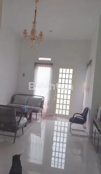 image RUMAH CANTIK MINIMALIS SEMI FURNISH DEKAT UB (4)