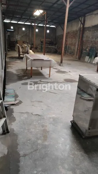 image RUKO 4X14 + GUDANG 6X18M SEGARAN ILIR PALEMBANG PINGGIR JALAN (5)