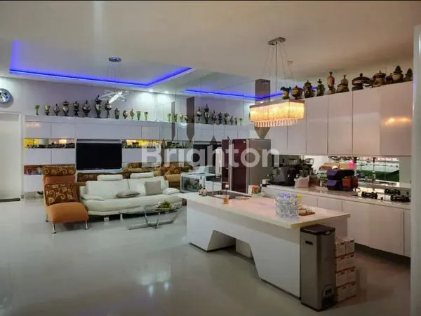 image RUMAH DI ARAYA GOLF MALANG (3)