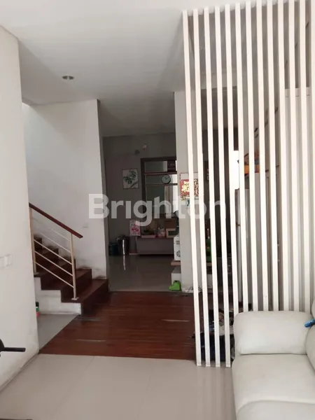 image  RUMAH CITRALAND GREENLAKE DEKAT KAMPUS UNESA, DEKAT PAKUWON MALL PTC (2)