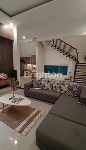 image RUMAH MODERN MINIMALIS 2 LANTAI DILINGKUNGAN NYAMAN ,  TERAWAT &  SIAP HUNI ARAYA II (2)