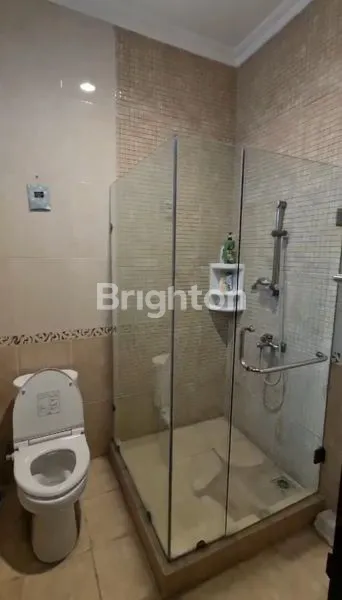 image RUMAH MODERN MINIMALIS 2 LANTAI DILINGKUNGAN NYAMAN ,  TERAWAT &  SIAP HUNI ARAYA II (7)