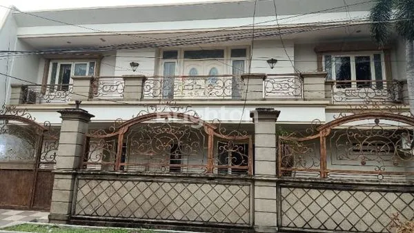 image RUMAH TERAWAT 2 LT DHARMAHUSADA INDAH (1)