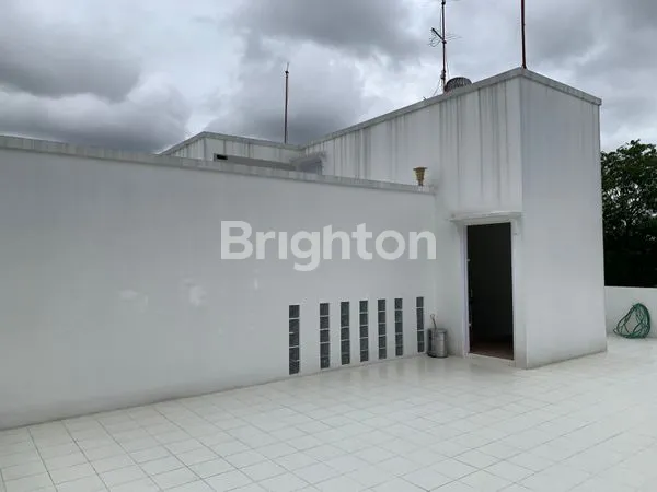 image RUMAH SULTAN MEGAH, MEWAH DAN UNIK, @PALM SPRING, BATAM CENTRE (2)