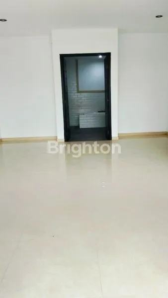 image LUXURY HOUSE WITH 3 BEDROOM IN SANUR (8)