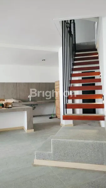 image LUXURY HOUSE WITH 3 BEDROOM IN SANUR (6)