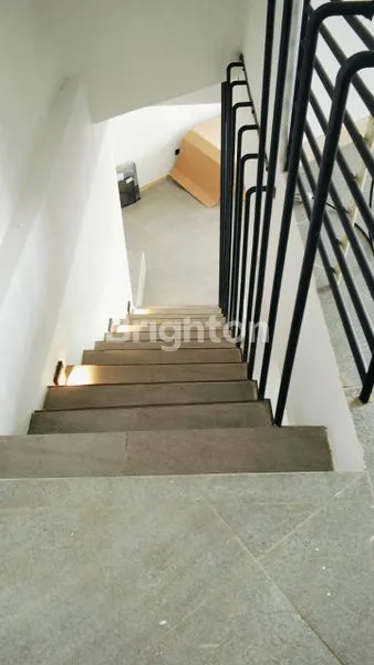 image LUXURY HOUSE WITH 3 BEDROOM IN SANUR (7)