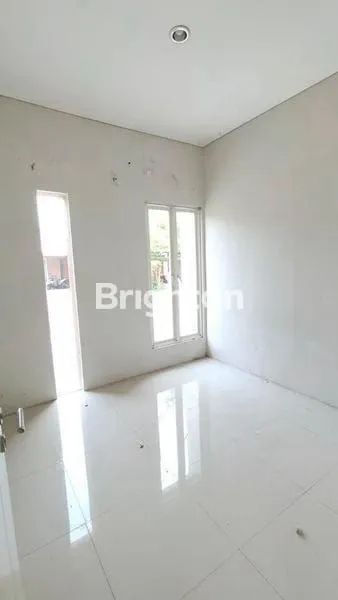 image RUMAH 1 LANTAI DALAM CLUSTER ONE GATE SYSTEM DEKAT KAMPUS BRAWIJAYA DAN  MASUK AREA SOEKARNO HATTA MALANG (3)