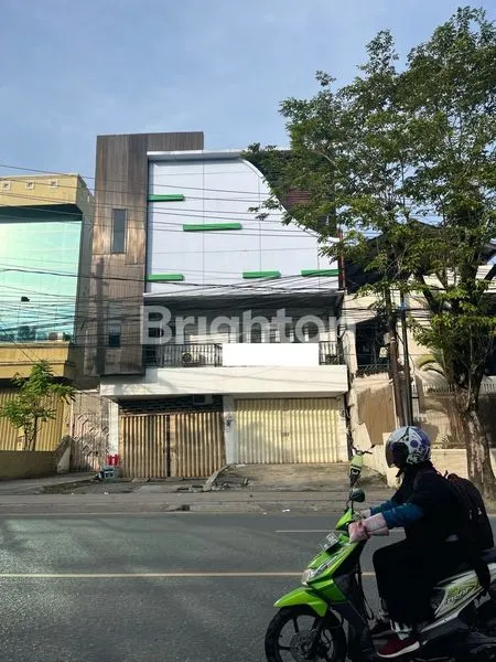 \U203C\UFE0FDISEWAKAN RUKO 3 LANTAI + 1 DI BANJARMASIN \U203C\UFE0F