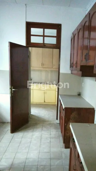 image RUMAH HITUNG TANAH SAJA PONDOK INDAH (8)