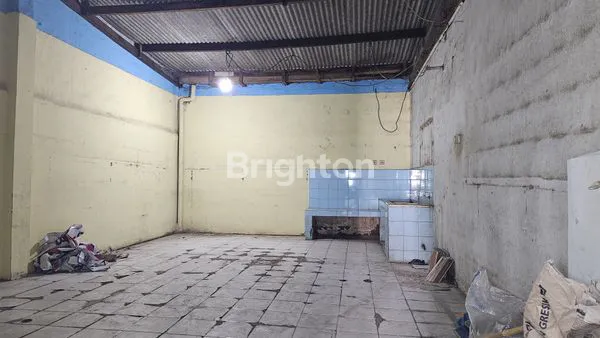 image RUKO PINGGIR JALAN HABIS RENOV 2 LANTAI DI GRAHA RAYA (3)