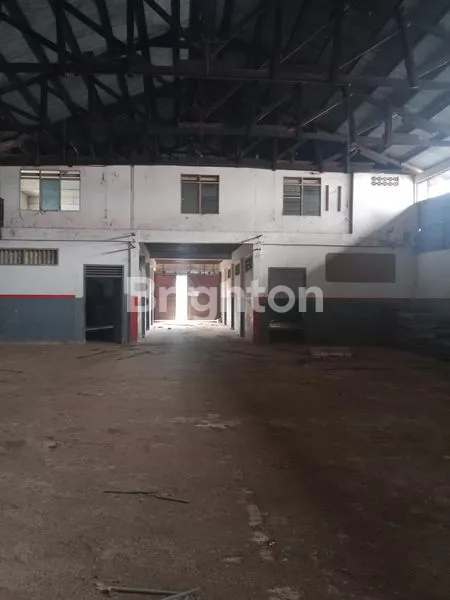 image GUDANG DEKAT PELABUHAN DISAMARINDA  (3)