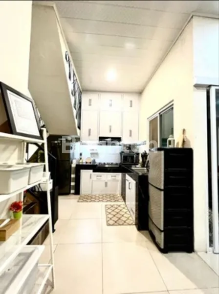 image RUMAH MEWAH 3KT DI KENCANA HILL RESIDENCE CIATER TANGERANG SELATAN (1)