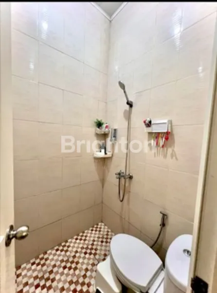 image RUMAH MEWAH 3KT DI KENCANA HILL RESIDENCE CIATER TANGERANG SELATAN (7)