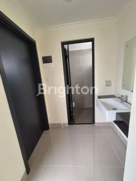 image DIJUAL CEPAT! RUMAH CANTIK DI SYMPHONIA – SUMARECON SERPONG (7)