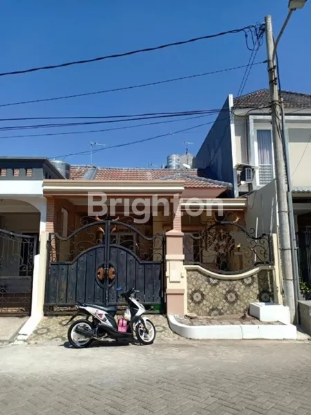 image RUMAH 1.5 LANTAI ONE GATE SYSTEM SIAP HUNI DEKAT PAKUWON CITY (8)