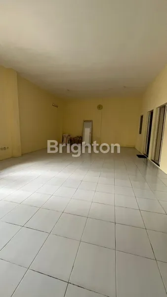 image GUDANG LOKASI AREA RANDEGANSARI GRESIK (7)