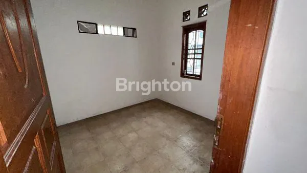 image RUMAH 2 LANTAI DI DUTA BINTARO, CLUSTER NUSA DUA, TANGERANG (6)