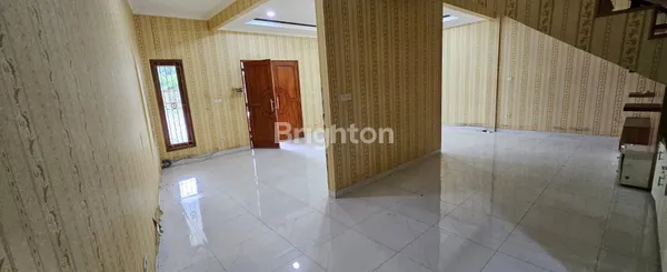 image DI JUAL RUMAH BESAR + GUDANG  3 LANTAI DI DEPOK - JAWA BARAT (3)