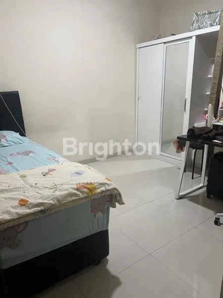 image RUMAH 2 LANTAI SELANGKAH KE MERR DI SURABAYA TIMUR (4)