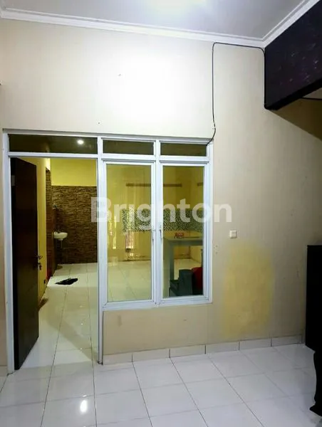 image RUMAH LUAS DI METLAND TRANSYOGI (4)