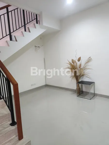 image RUMAH RANCAMAYA GOLF ESTATE BOGOR 2 LANTAI BARU NYAMAN AMAN SIAP HUNI (3)