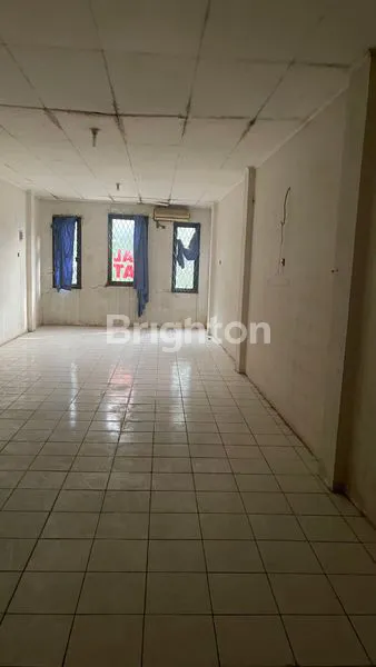 image RUKO PINGGIR JALAN KRESEK RAYA (3)