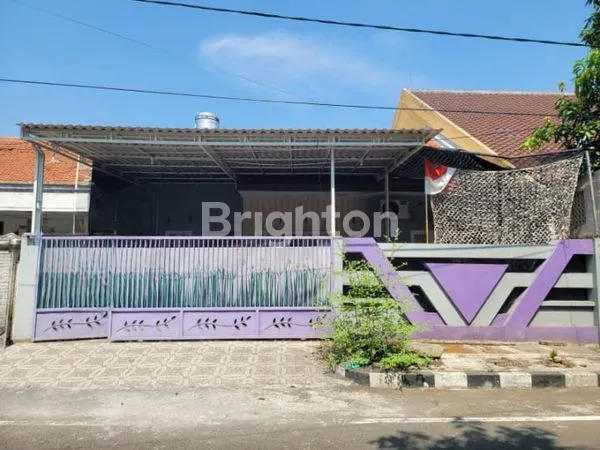 image RUMAH 2 LANTAI SIAP HUNI DI KAWASAN PERUMAHAN RUNGKUT SURABAYA TIMUR   (1)