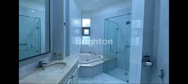 image DISEWAKAN RUMAH MEWAH CILANDAK (7)