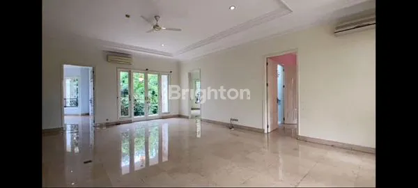 image DISEWAKAN RUMAH MEWAH CILANDAK (3)