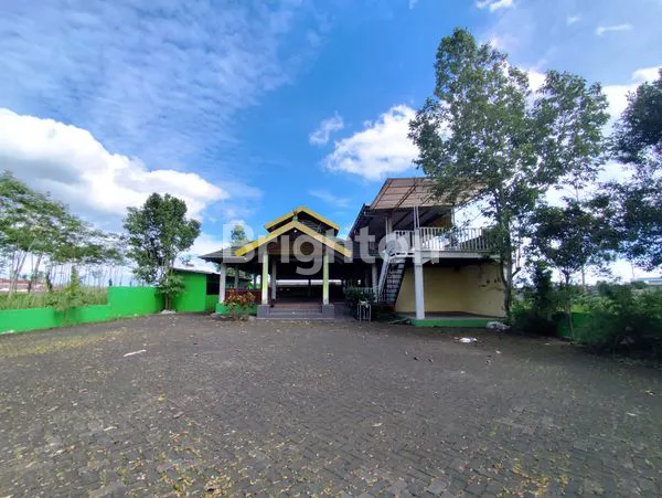 TEMPAT USAHA POROS JALIBAR KEPANJEN