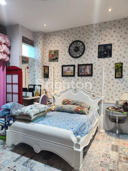 image RUMAH 2 LANTAI DEKAT KETINTANG GAYUNGSARI JAMBANGAN SIWALANKERTO (6)